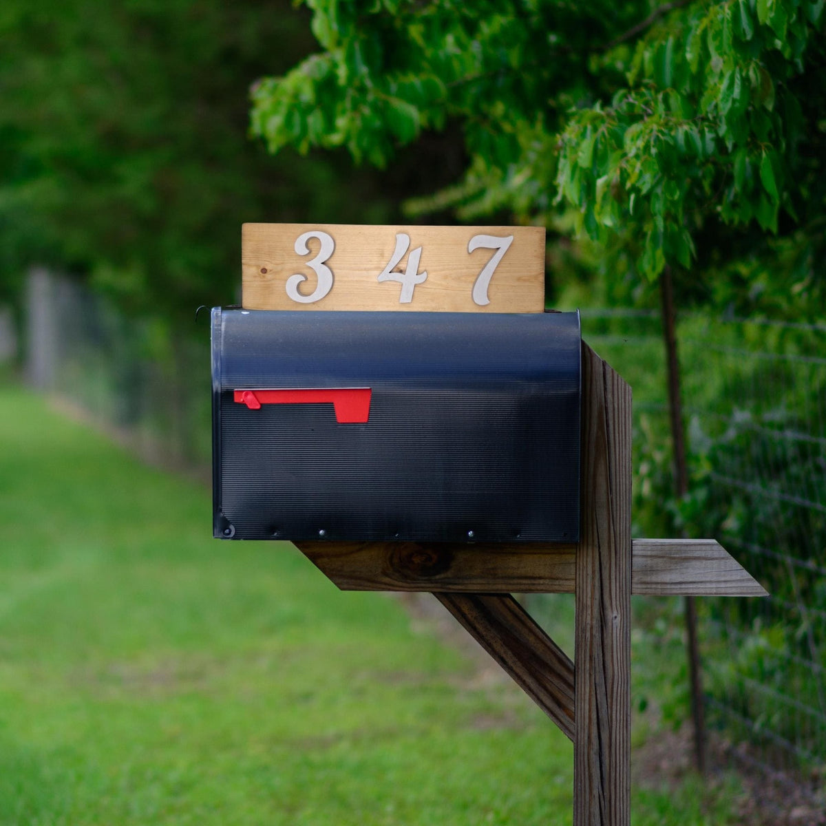 Weather Resistant Custom Wooden House Number Sign Outdoor Address Numbers Plaque Vertical or Horizontal Wood Mailbox Sign Modern Rustic Yard